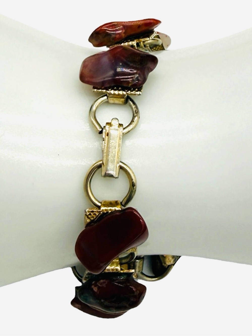 Vintage Carnelian Agate Stone Gold-Tone Textured Link Bracelet - Picture 6 of 9